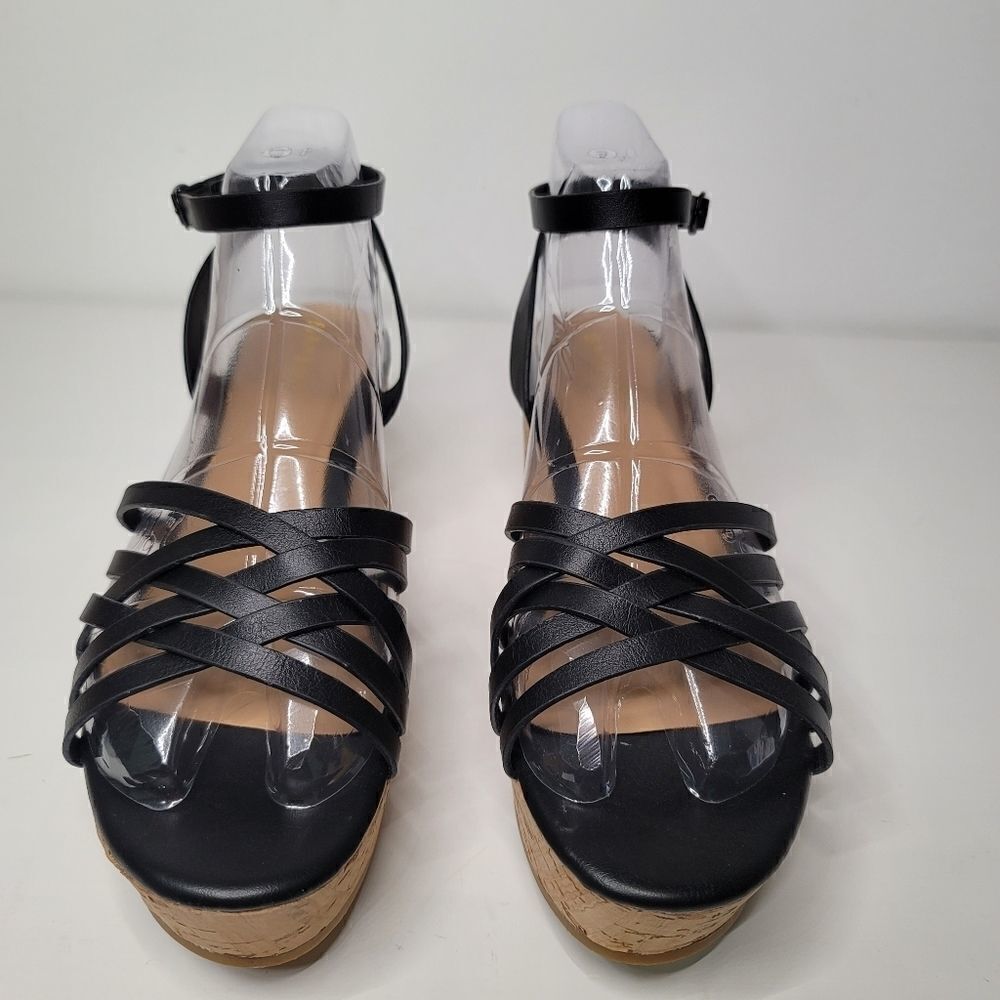 Bamboo black lattice strap platform sandal - Picture 8 of 9